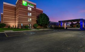 Holiday Inn Express Naperville By Ihg